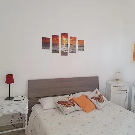 Sunshine 2 Casa vacanze Marina dʼAndora