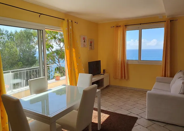 Sunshine 2 * Marina dʼAndora