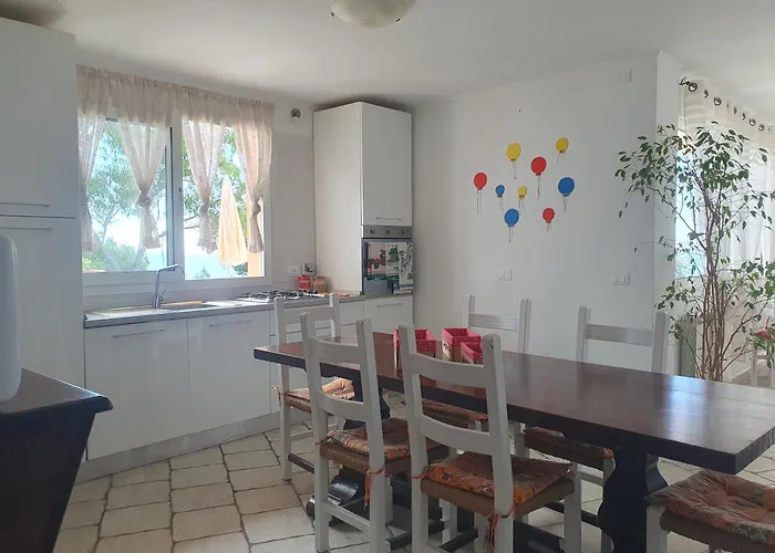 Sunshine 2 Marina dʼAndora