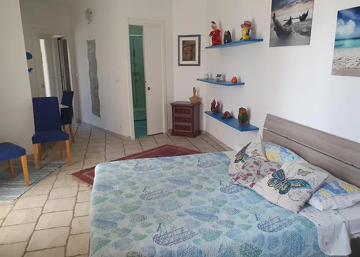 Semesterbostad Sunshine 2 Marina dʼAndora