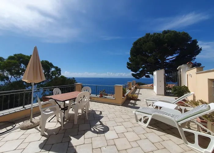 Semesterbostad Sunshine 2 *